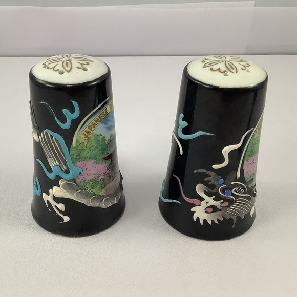 VTG Golden Gate Park Japanese Tea Garden Embossed Ceramic Salt/Pepper Shakers - Picture 4 of 9